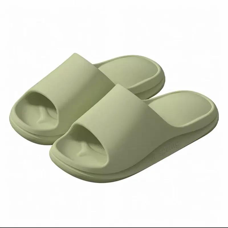 シンプルなエアクッションサンダル